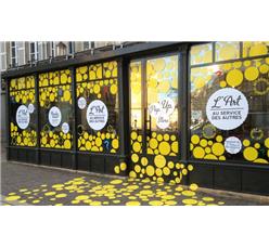 ایده برای دکوراسیون ویترین مغازه