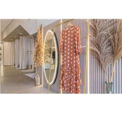 چند مدل آینه قدی برای مزون؛ بهترین مدل‌ها